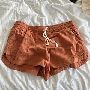 Billabong linen shorts, medium